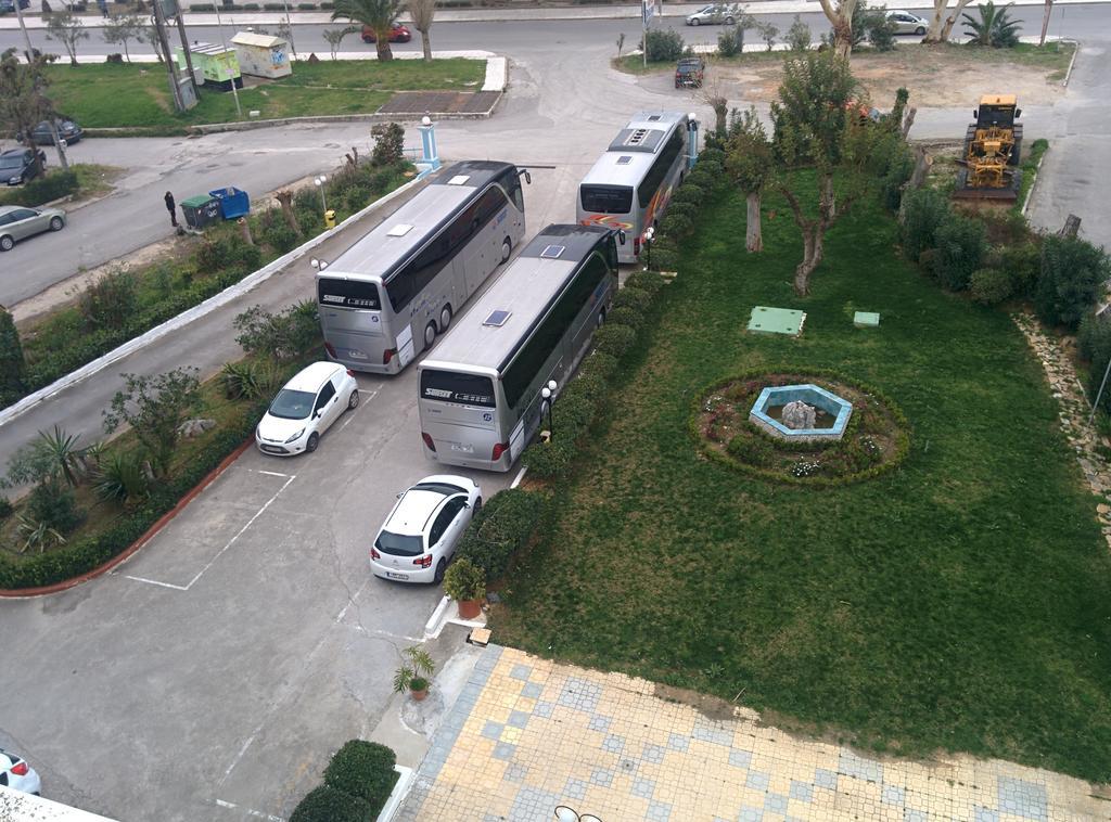 Delfini Hotel 2*