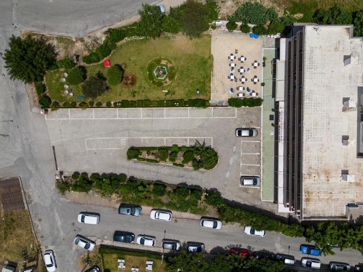 Delfini Hotel Patras