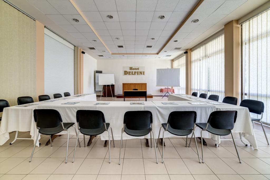 Hotel Delfini Patras